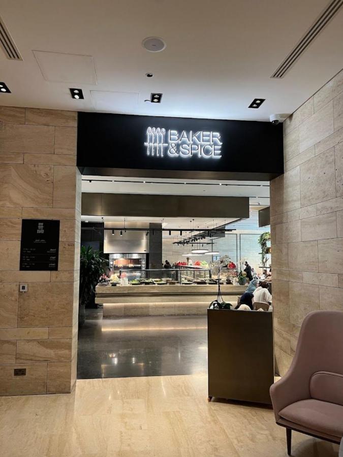 Shirvan Hotel City Yard 제다 외부 사진 Baker & Spice in the Mall of the Emirates