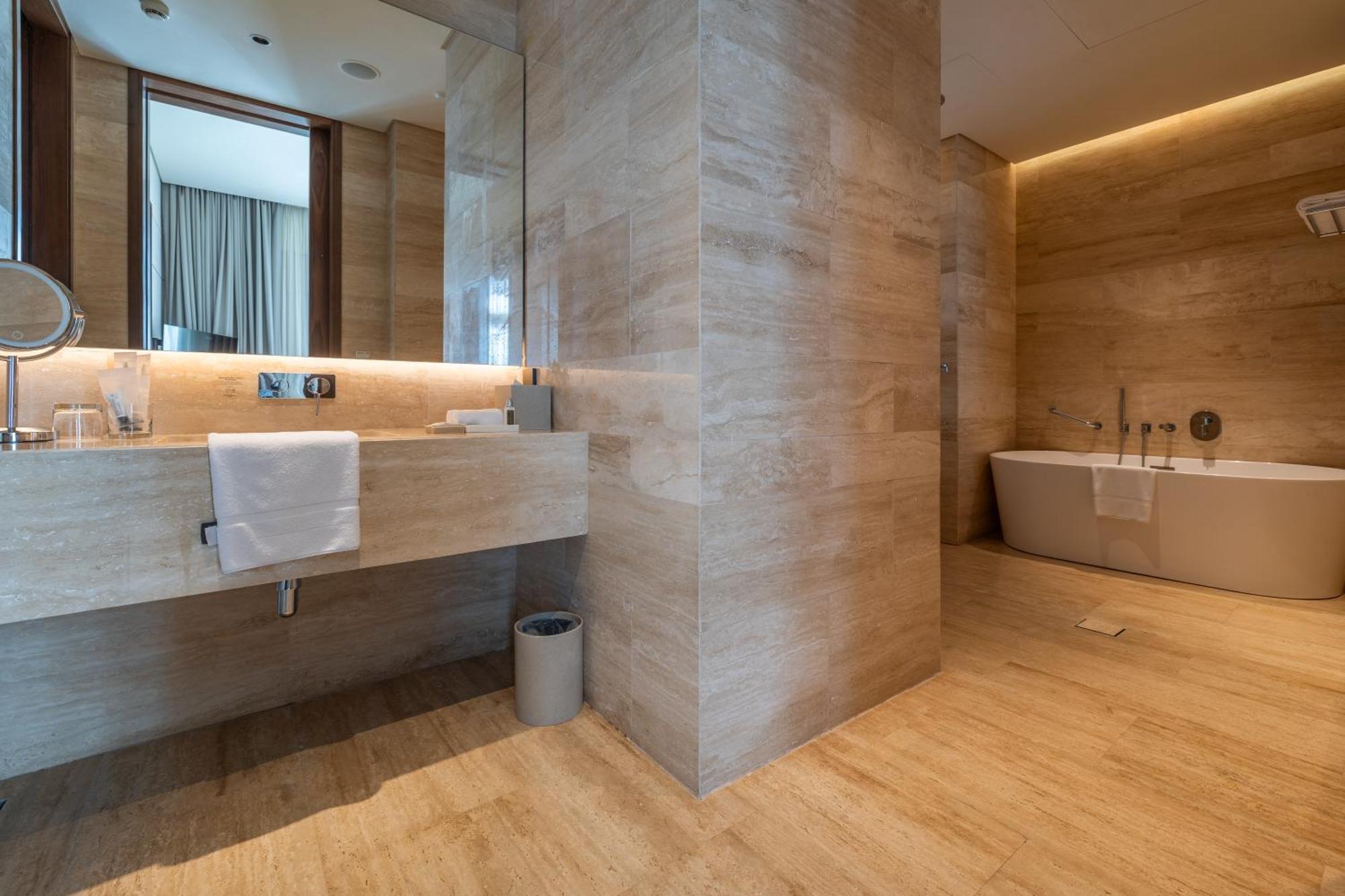 Shirvan Hotel City Yard 제다 외부 사진 Bathroom